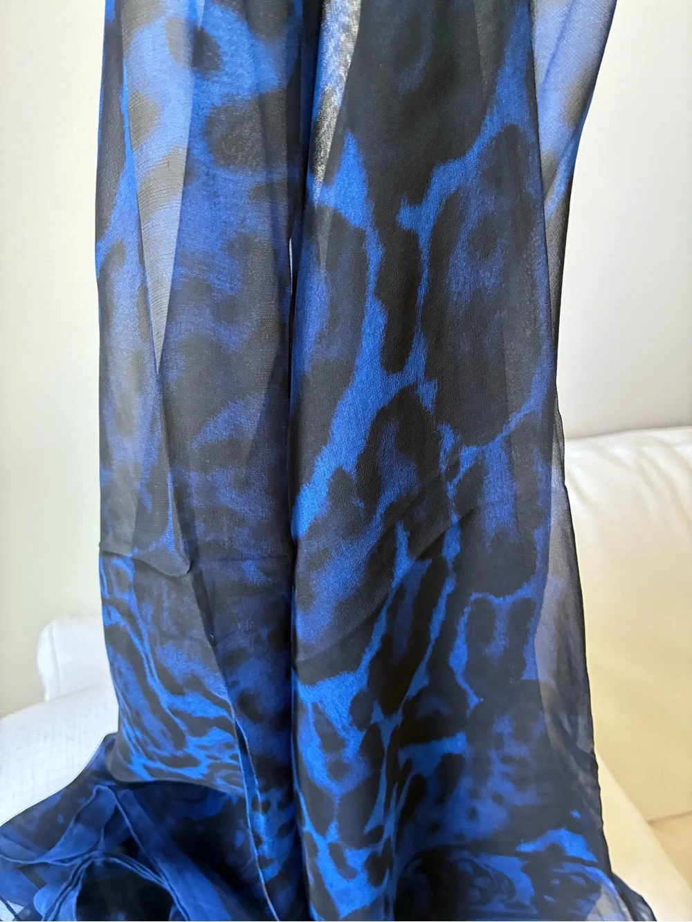 *NWT* Alexander McQueen 140*140cm 💙 Blue Skull Leopard Silk Scarf ✨